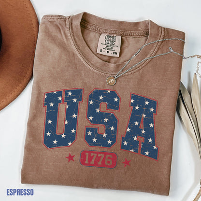 a t - shirt with the word usa on it